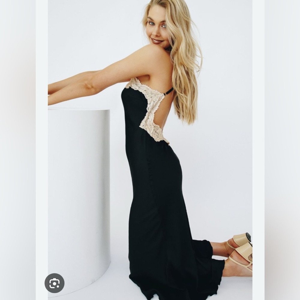 VRG GRL Brand Viral *sold out*
French Slip Dress